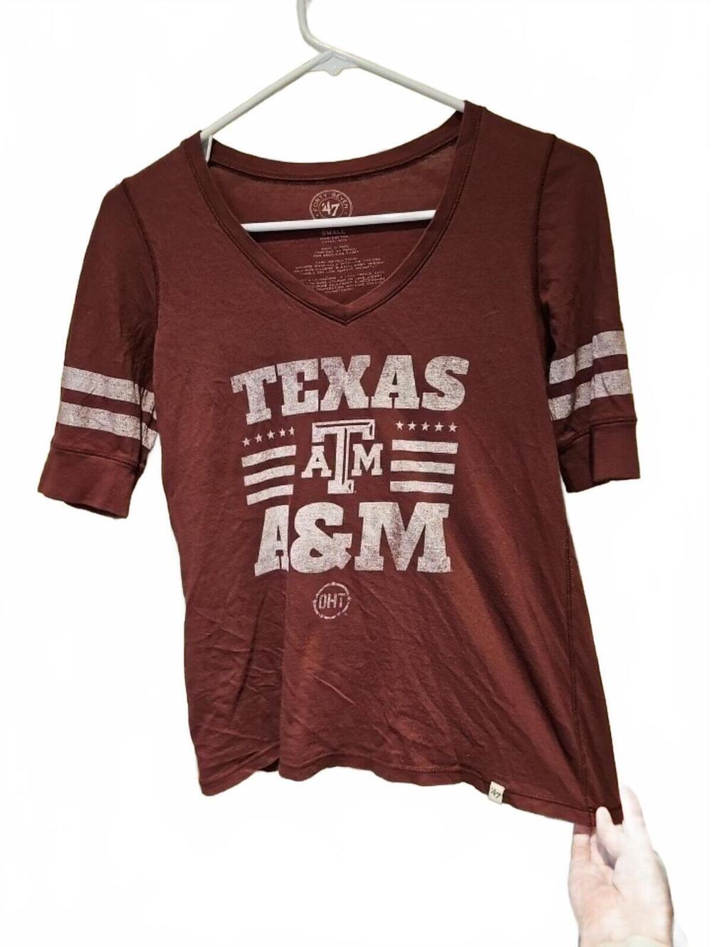 '47 Brand Texas A&M V Neck T-shirt Size Small. 100% Cotton